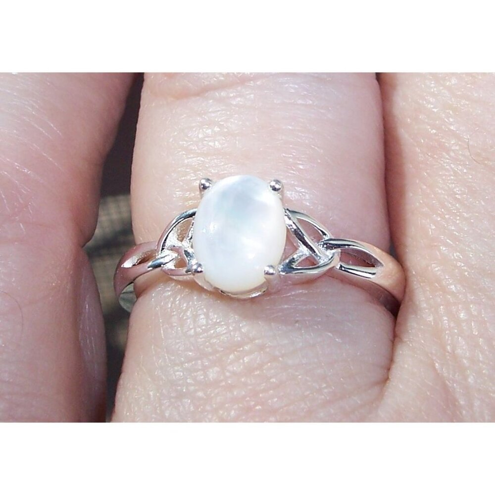 925 STERLING SILVER Mother Of Pearl Ring